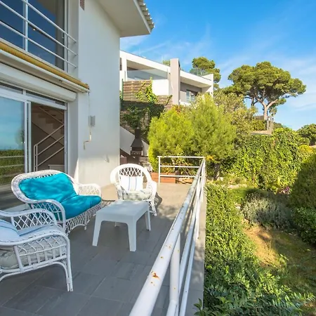 Sleeps 5 Pool בית נופש