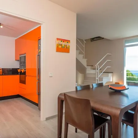 בית נופש Sleeps 5 Pool *