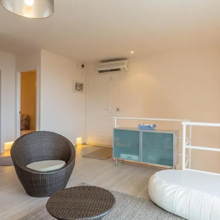 Sleeps 5 Pool בית נופש